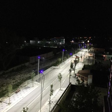 Icon Hotel Вльора Екстер'єр фото