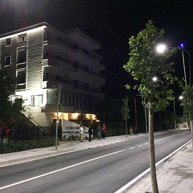 Icon Hotel Вльора Екстер'єр фото