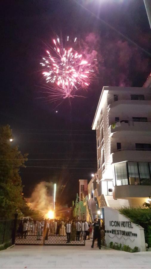 Icon Hotel Вльора Екстер'єр фото